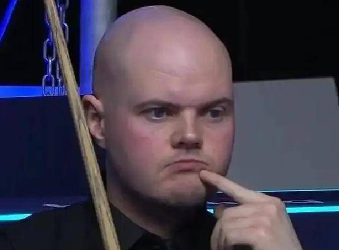 还有两杆, 从半决赛表