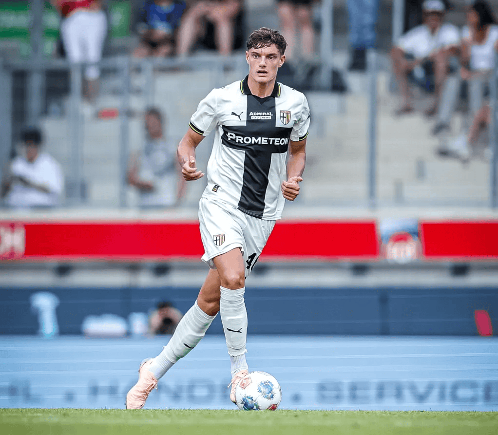 能认为, 利物浦拥有 能认为, 利物浦拥有